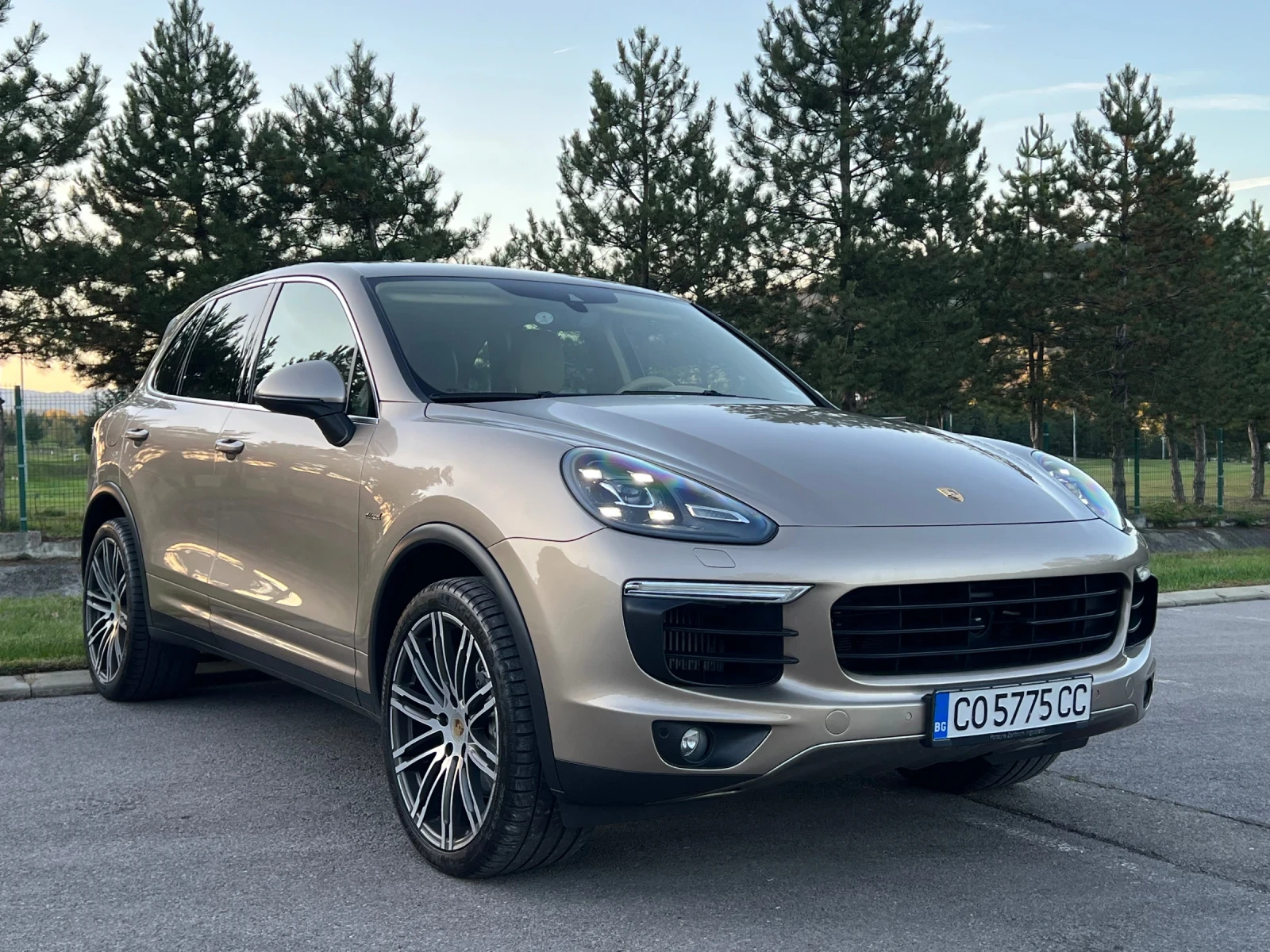 Porsche Cayenne 4.2 V8 DISTRONIC / SOFT CLOSE / BOSE / ��������� | Mobile.bg � ����������� 1