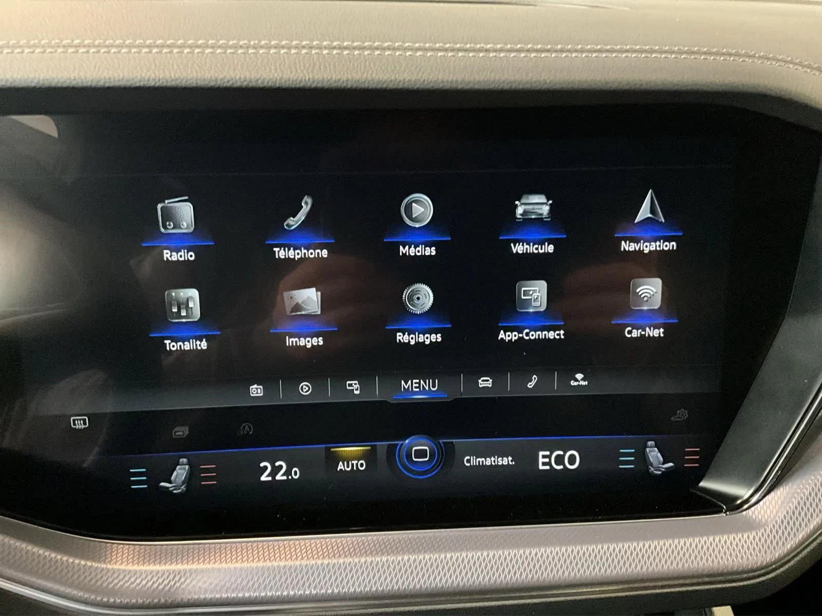VW Touareg R-LINE/231HP/BLACK-STYLE/CAM/CARPLAY/KLESS/856f | Mobile.bg   12