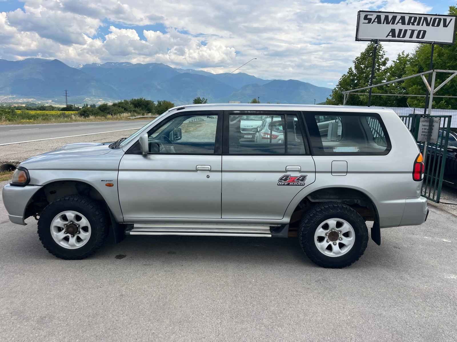 Mitsubishi Pajero sport 2.5 TDI  Разпродажба!!!, снимка 7 - Автомобили и джипове - 52886880