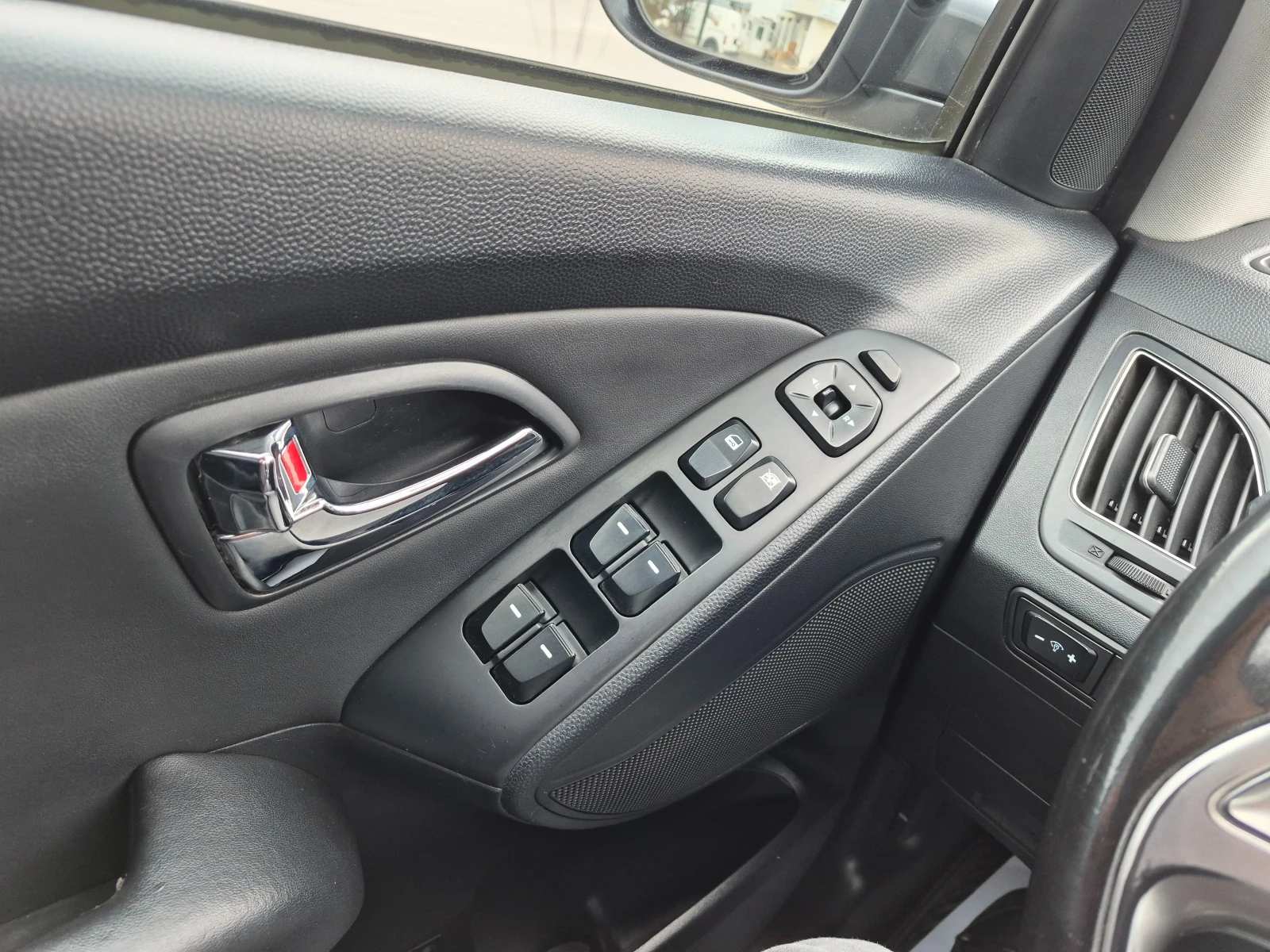 Hyundai IX35 2.0CRDI  4X4 | Mobile.bg � ����������� 17