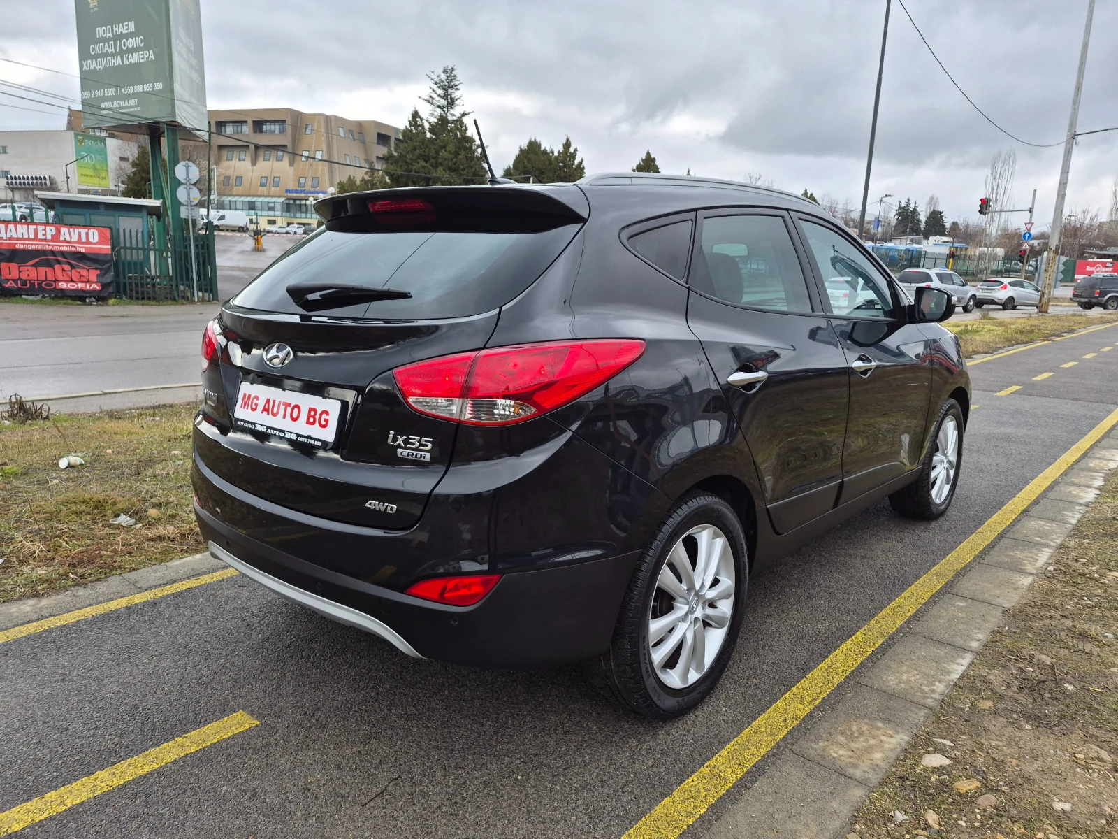 Hyundai IX35 2.0CRDI  4X4 - изображение 5