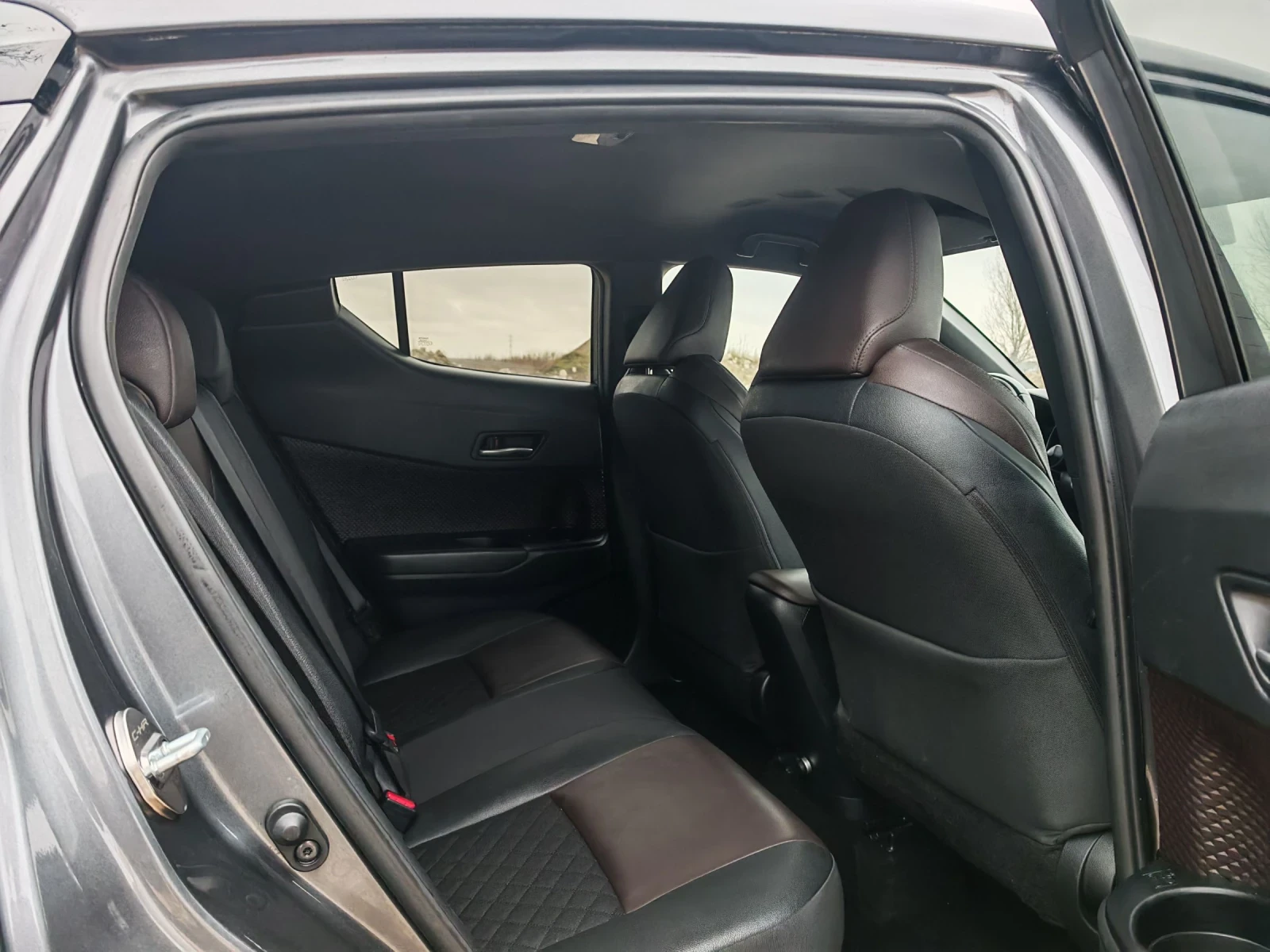 Toyota C-HR 1.8 ������ 122 �.�. 129 000 ��! LOUNGE! ������! | Mobile.bg � ����������� 12