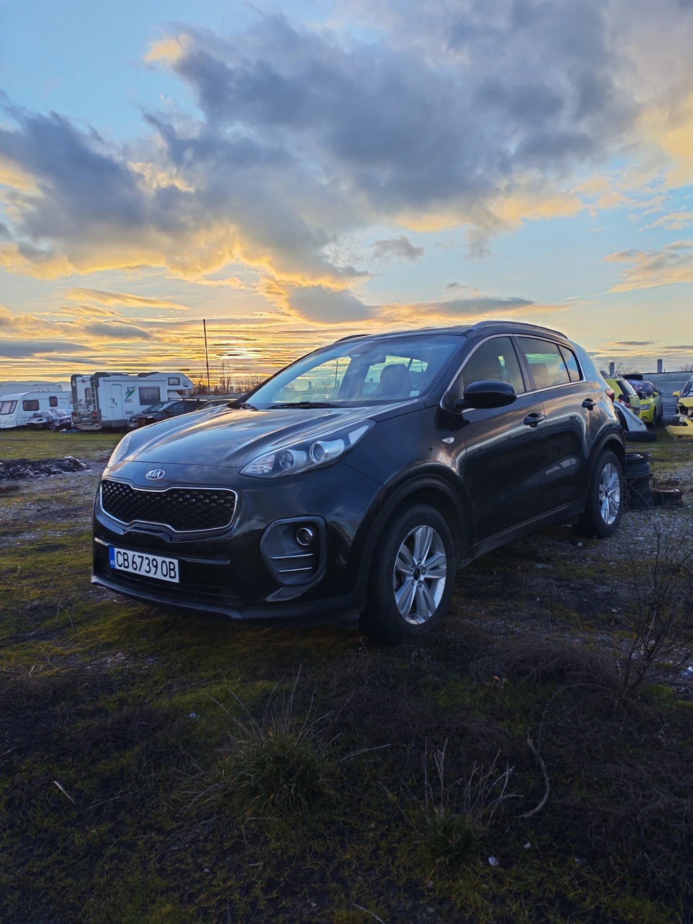 Kia Sportage SUV, снимка 2 - Автомобили и джипове - 53836344