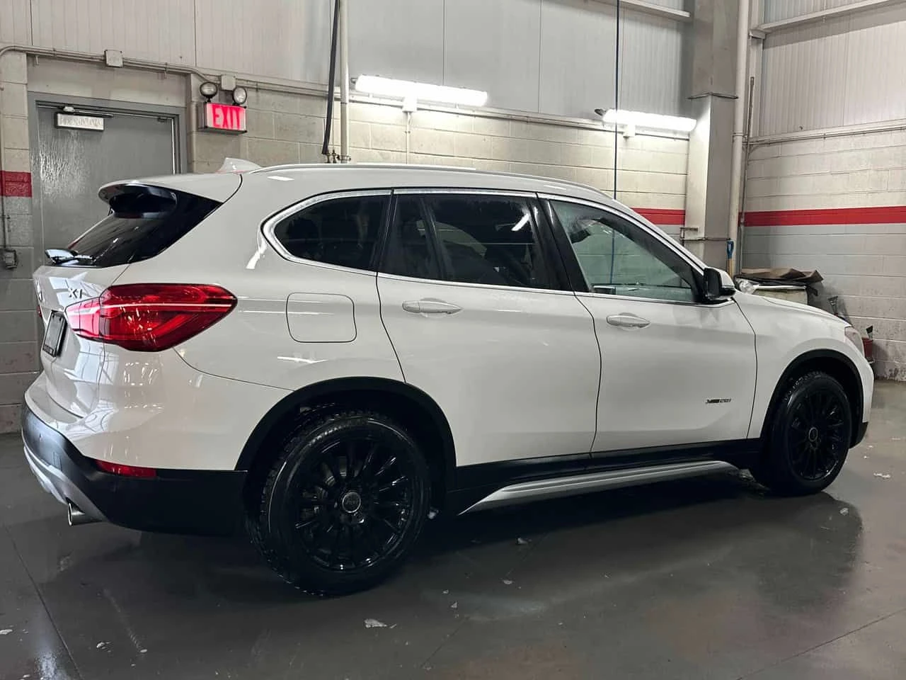 BMW X1 * xDrive28i * CARFAX * ЦЕНА ДО БГ, снимка 3 - Автомобили и джипове - 53834278