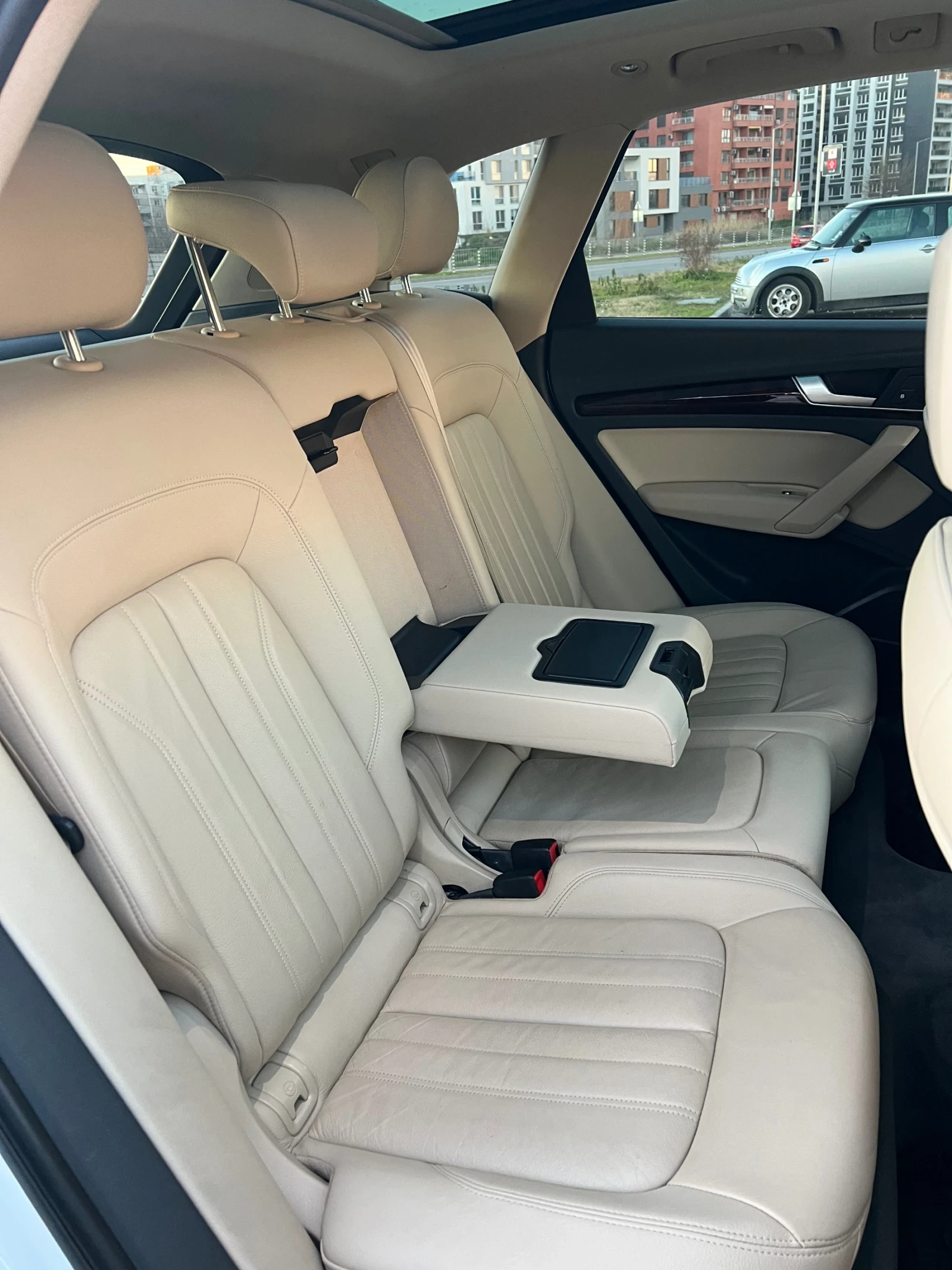 Audi Q5 2.0tfsi * * DIGITAL* * , снимка 7 - Автомобили и джипове - 54349231