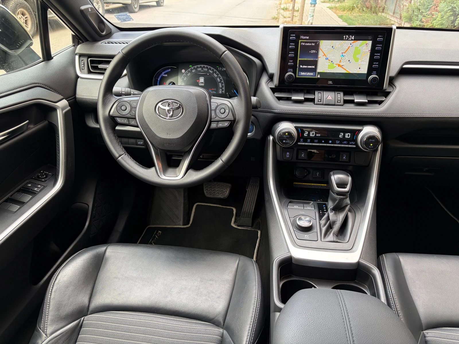 Toyota Rav4 2.5 Hybrid AWD-i Black Edition- в Гаранция, снимка 8 - Автомобили и джипове - 55931758