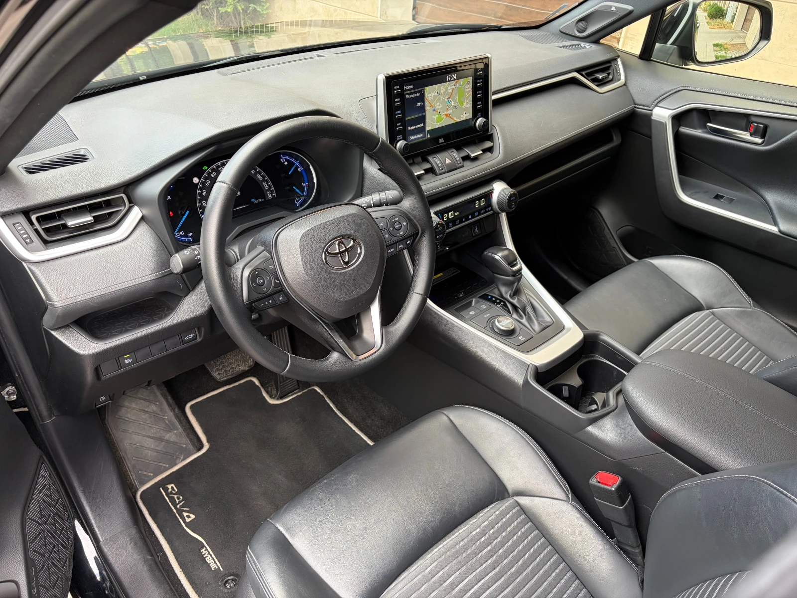 Toyota Rav4 2.5 Hybrid AWD-i Black Edition- в Гаранция, снимка 7 - Автомобили и джипове - 55931758