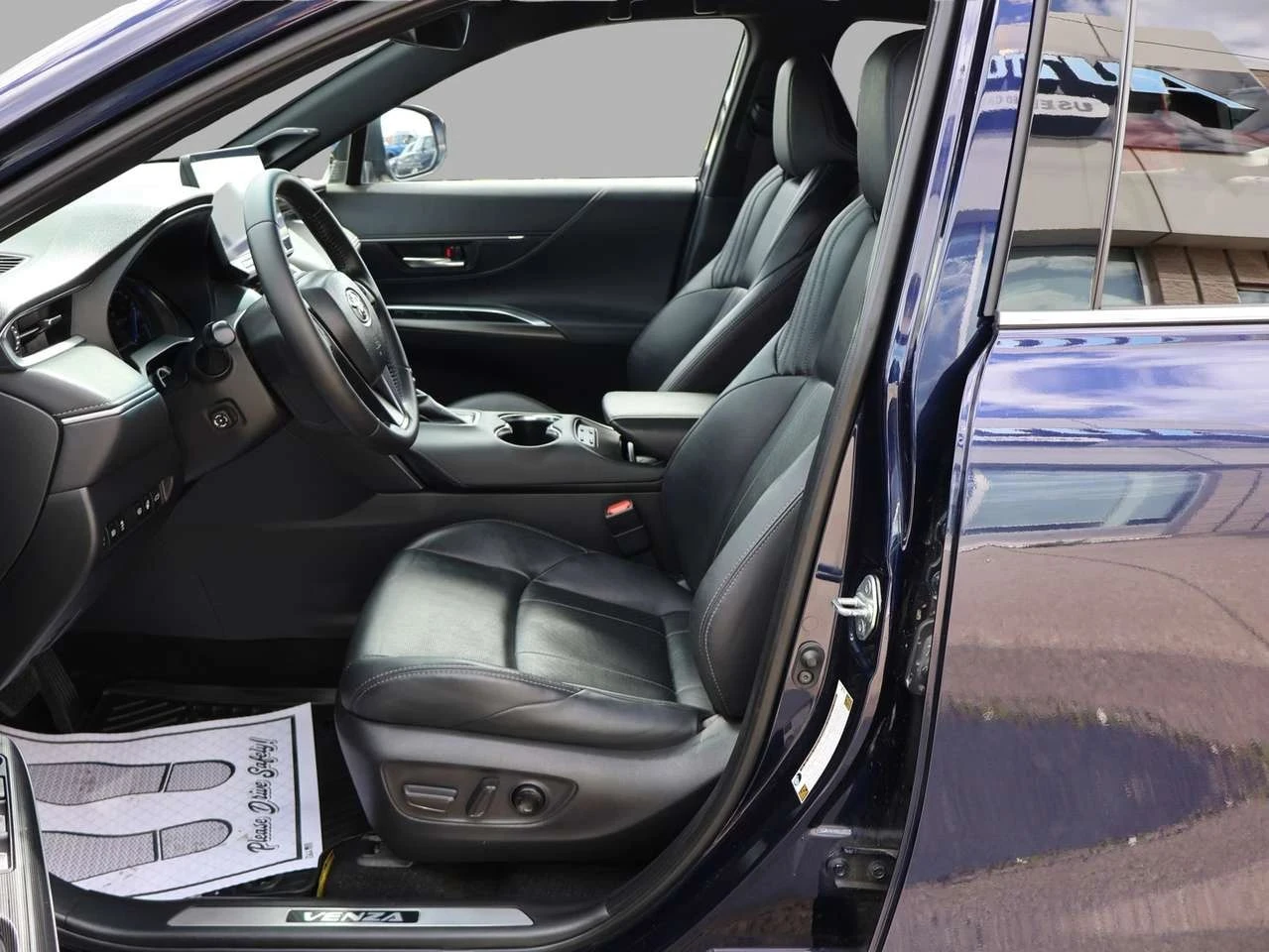 Toyota Venza, снимка 11 - Автомобили и джипове - 56723803