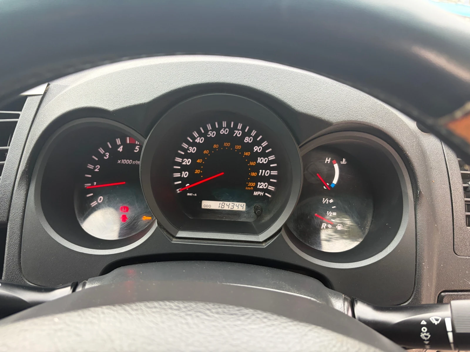 Toyota Hilux Нов Внос, снимка 8 - Автомобили и джипове - 56728033