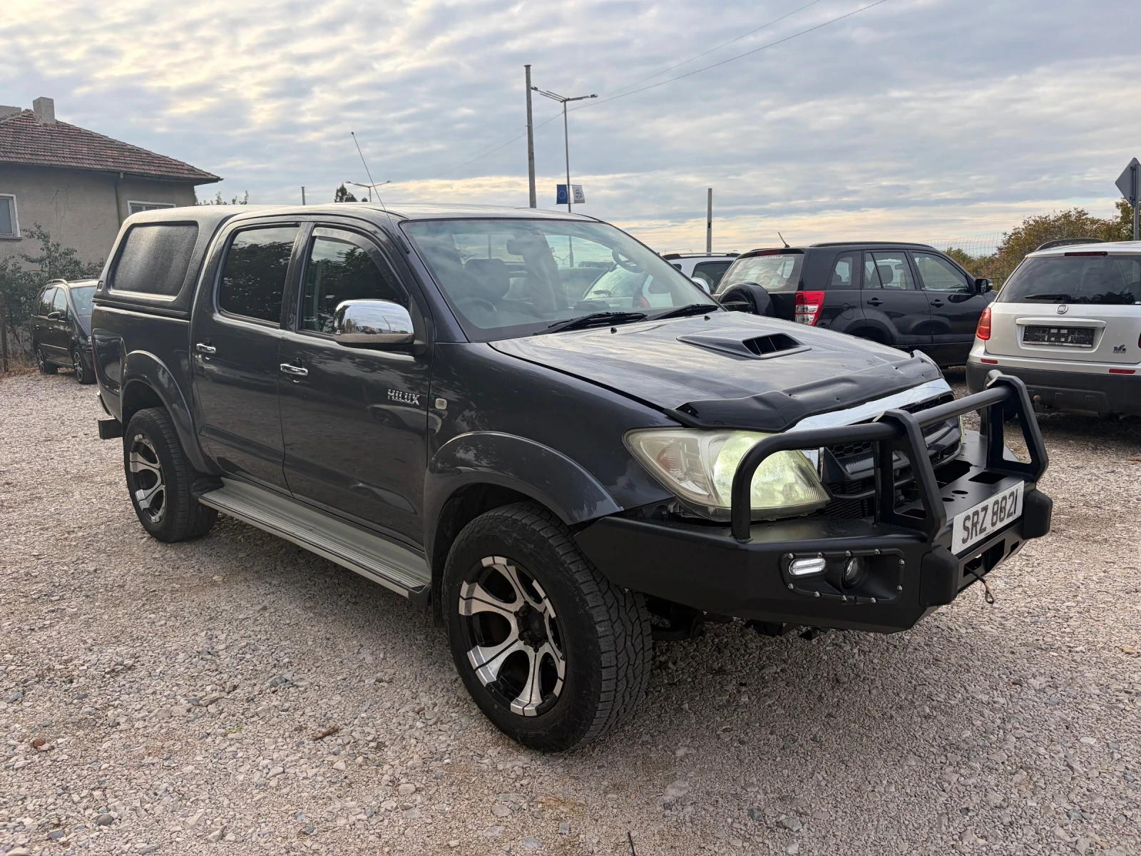 Toyota Hilux Нов Внос, снимка 2 - Автомобили и джипове - 56728033