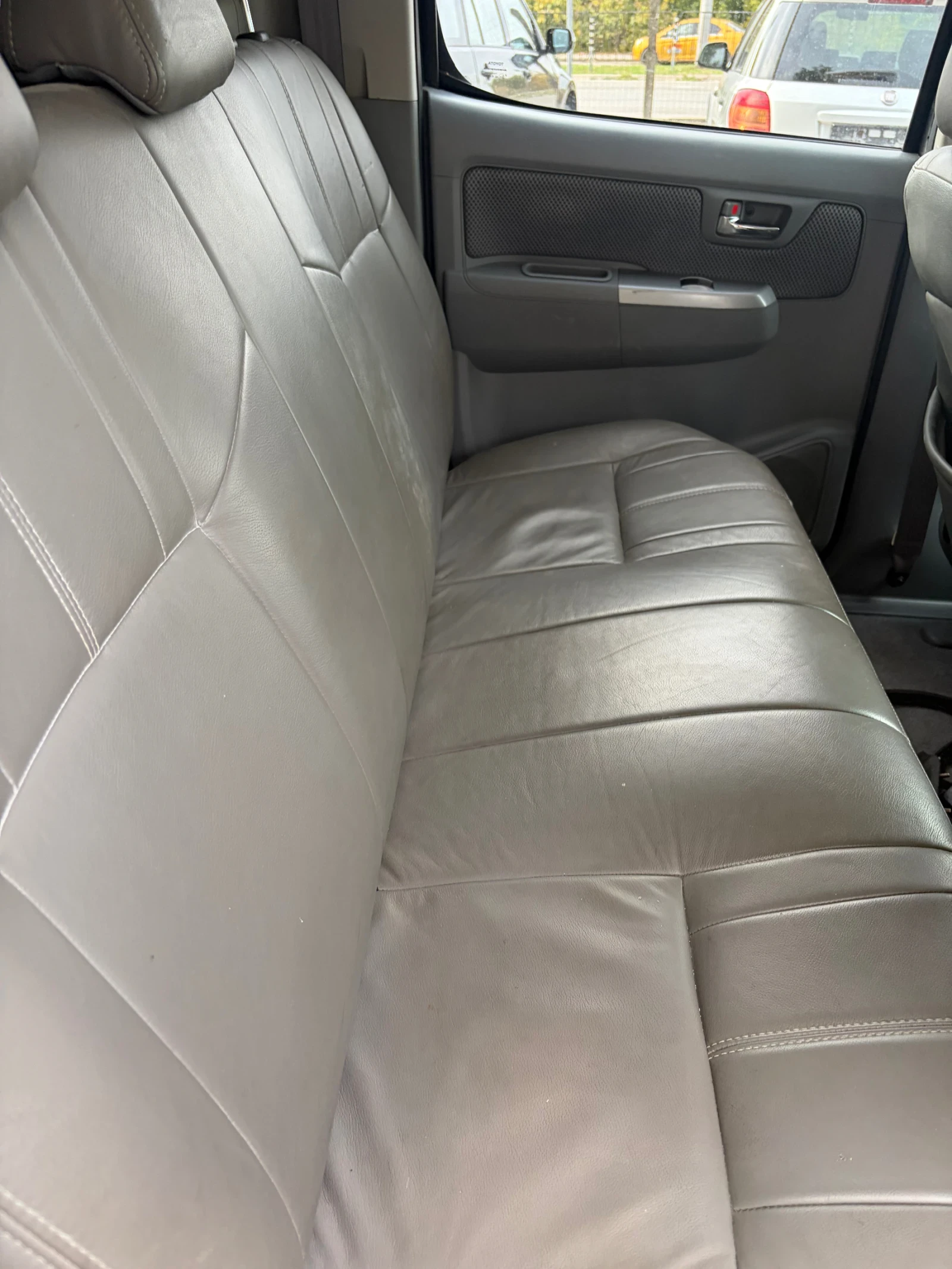 Toyota Hilux Нов Внос, снимка 12 - Автомобили и джипове - 56728033