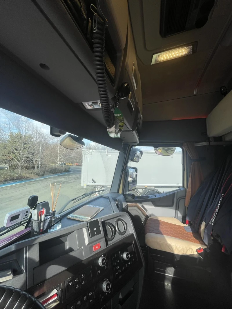 Renault T, снимка 7 - Камиони - 53006598