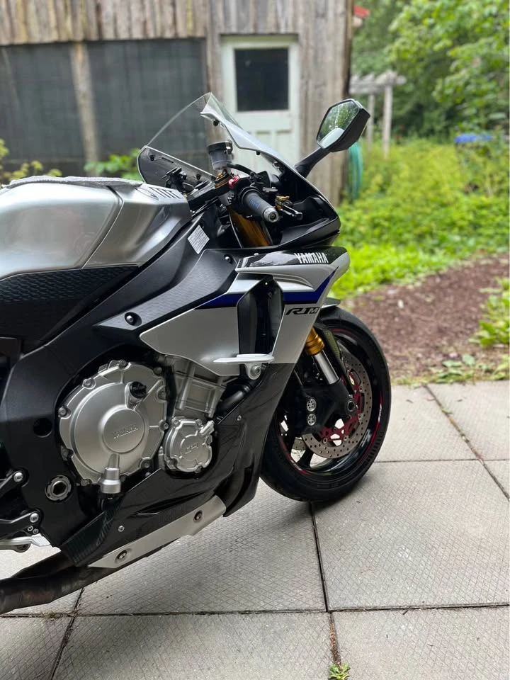 Yamaha YZF-R1 M / НАПЪЛНО ОБСЛУЖЕН/ ЦЕНА ДО БЪЛГАРИЯ , снимка 2 - Мотоциклети и мототехника - 55898482