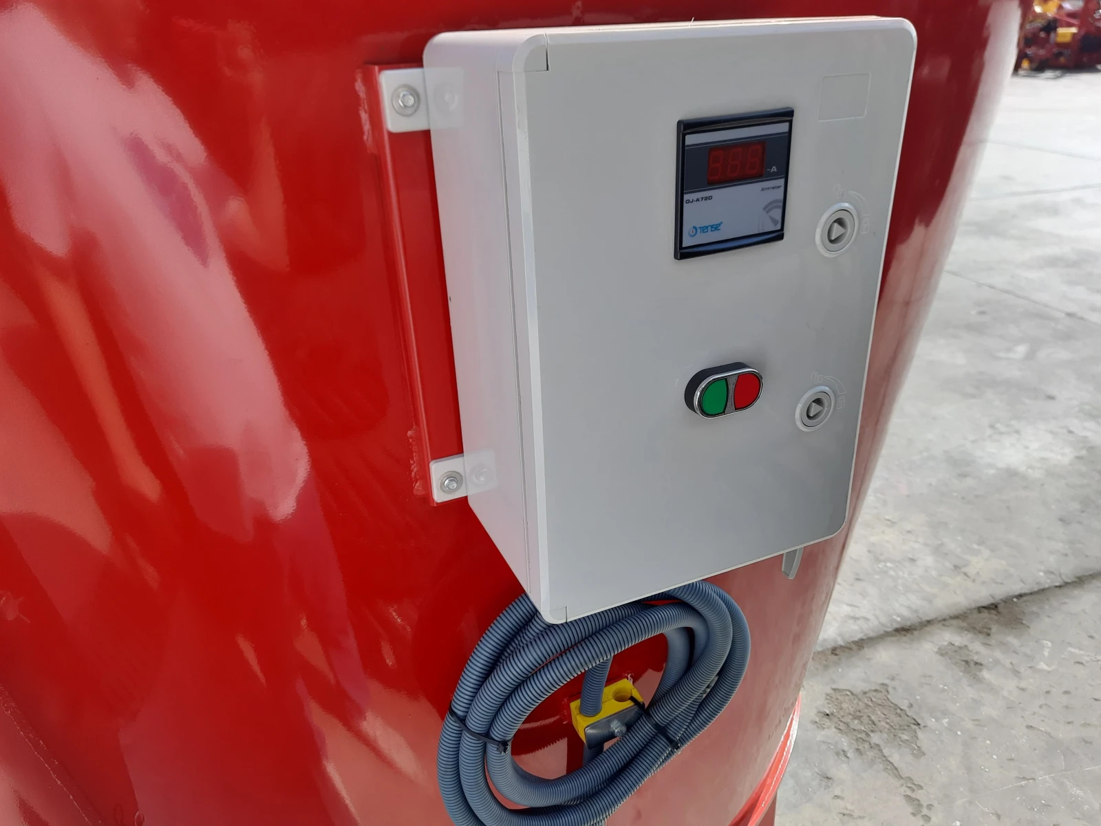    /  2   | Mobile.bg   16