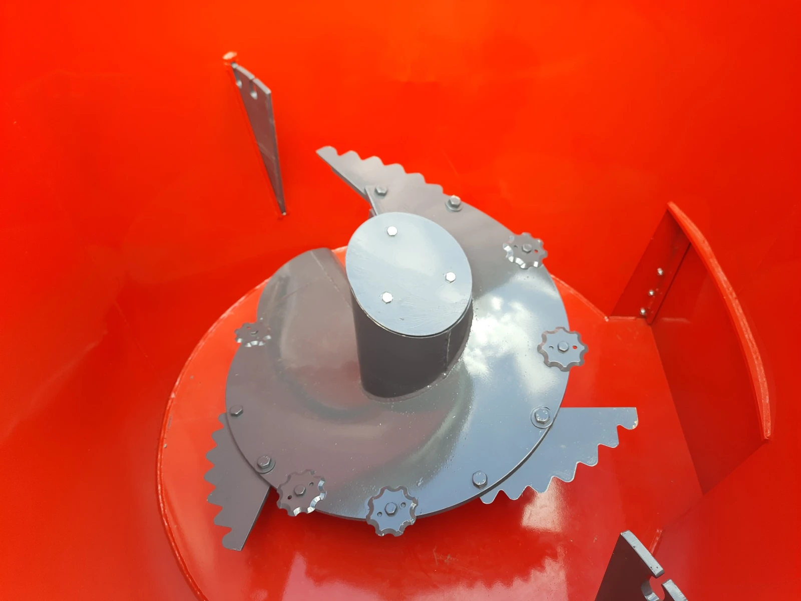    /  2   | Mobile.bg   13