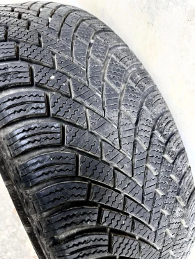 Гуми Зимни 195/55R16, снимка 1