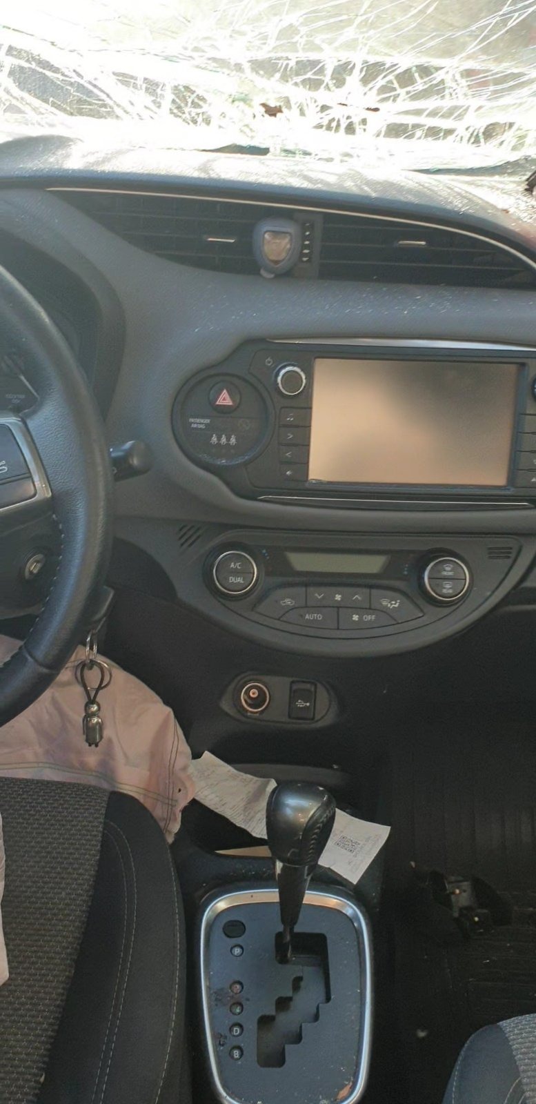 Джанти за Toyota Yaris, снимка 3 - Гуми и джанти - 44052104