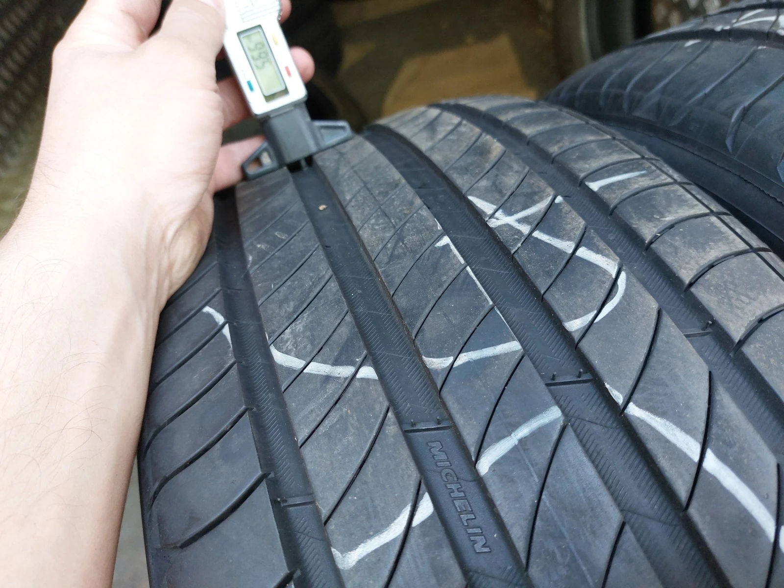 ���� 225/50R18 | Mobile.bg � ����������� 4
