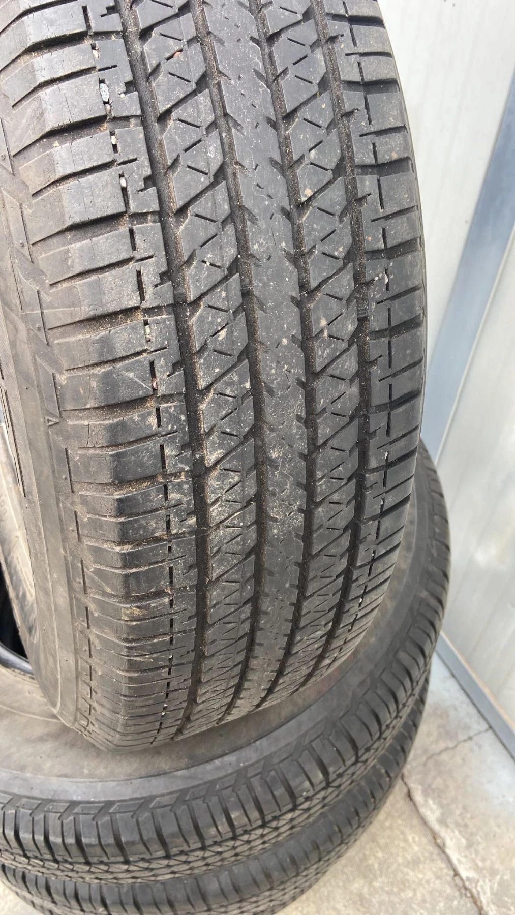 ���� 205/70R15 | Mobile.bg � ����������� 2