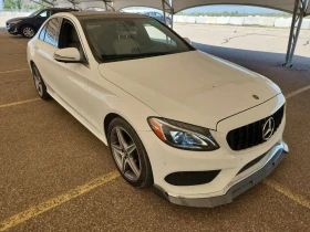 Mercedes-Benz C 300 * CARFAX * ОПЦИЯ ЗА ФИНАНСИРАНЕ, снимка 2