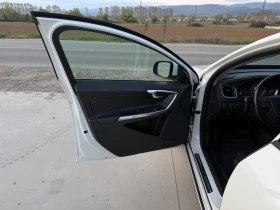 Volvo V60 D2 1.6D Автомат/Сервизна история/Навигация/Лизинг - 13490 лв. / 6897.33 € - 86806581 9