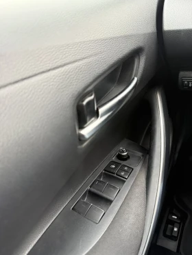 Toyota Corolla - 13000 € / 25425.79 лв. - 72771487 10
