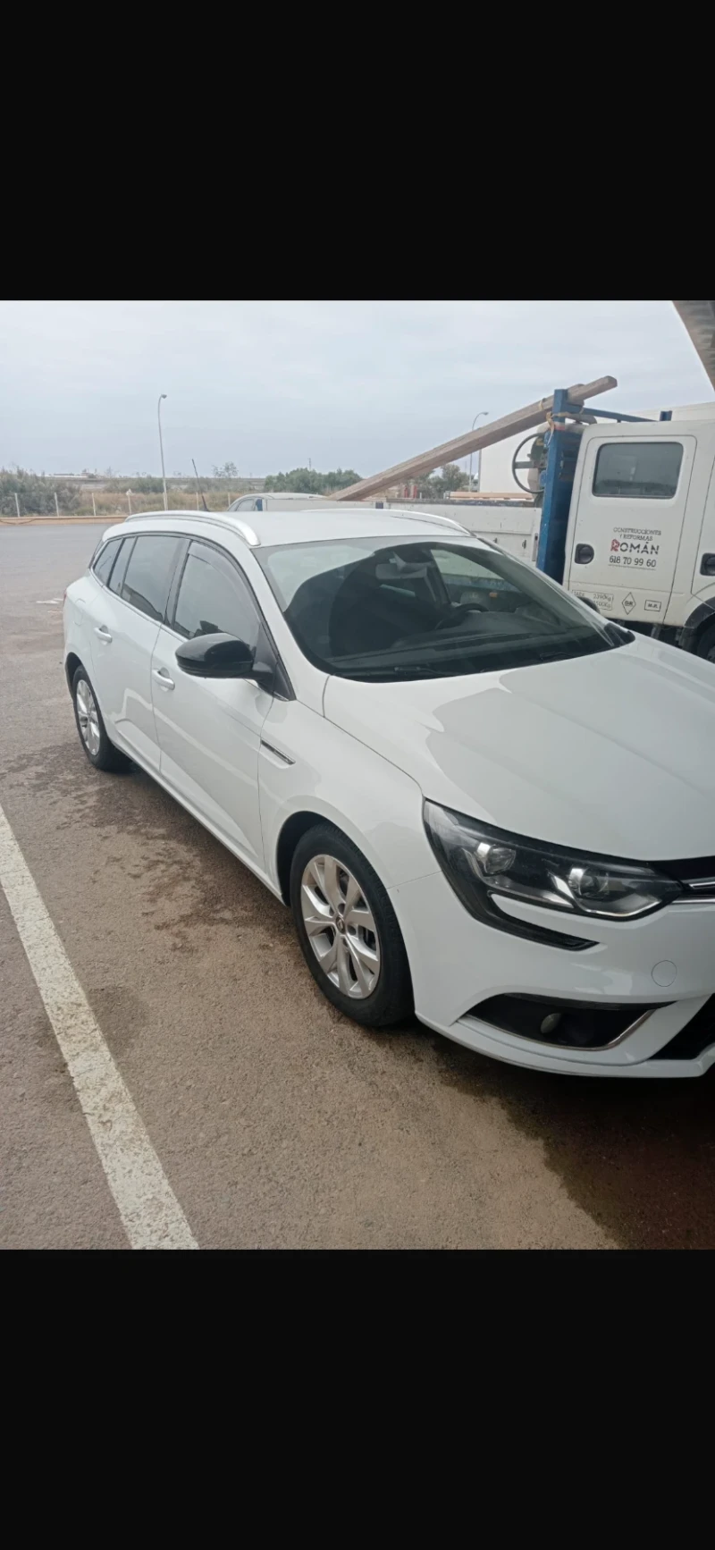 Renault Megane 1.5 dci, снимка 2 - Автомобили и джипове - 47393950