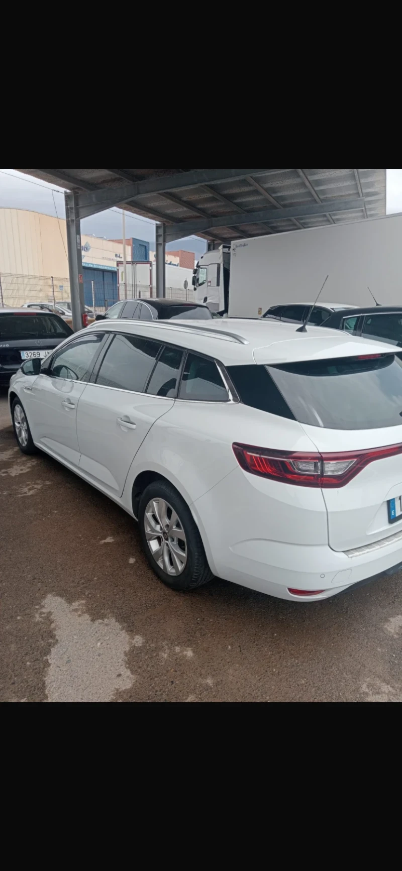 Renault Megane 1.5 dci, снимка 3 - Автомобили и джипове - 47393950