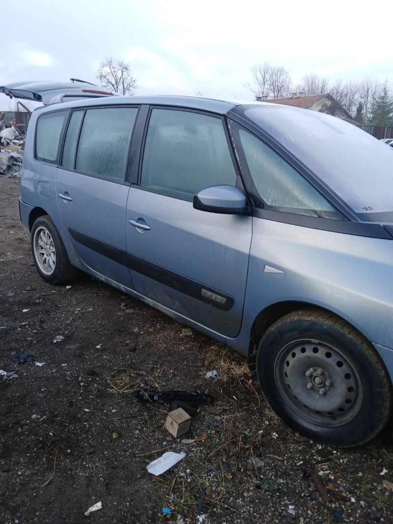 Renault Espace 4, снимка 3 - Автомобили и джипове - 48887940