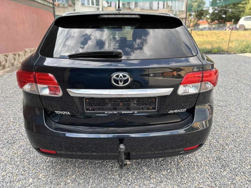 Toyota Avensis, снимка 4 - Автомобили и джипове - 51307936