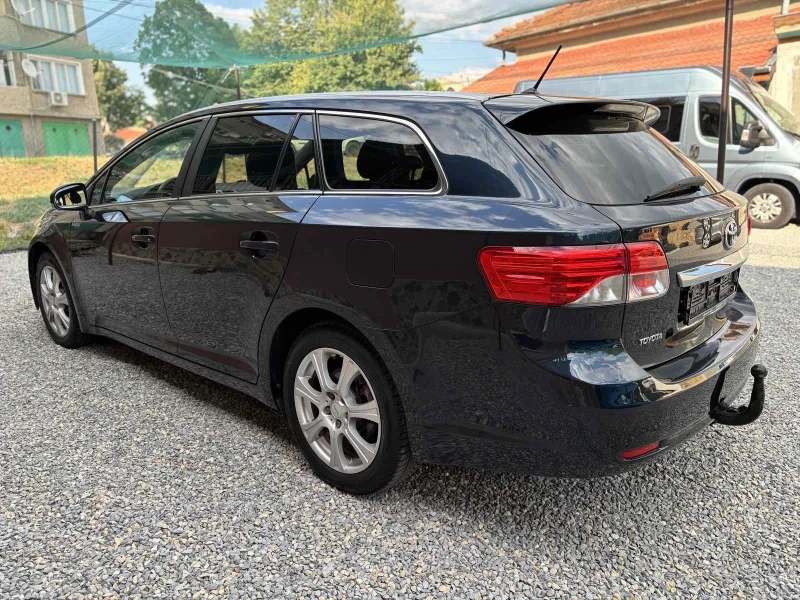 Toyota Avensis, снимка 6 - Автомобили и джипове - 51307936