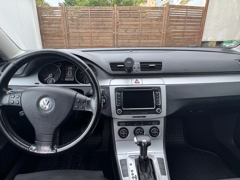 VW Passat, снимка 5 - Автомобили и джипове - 52378351