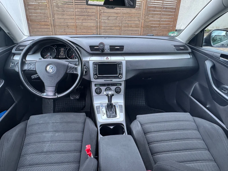 VW Passat, снимка 6 - Автомобили и джипове - 52378351