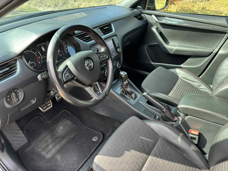 Skoda Octavia VRS 2.0 TSI, снимка 7 - Автомобили и джипове - 53276873