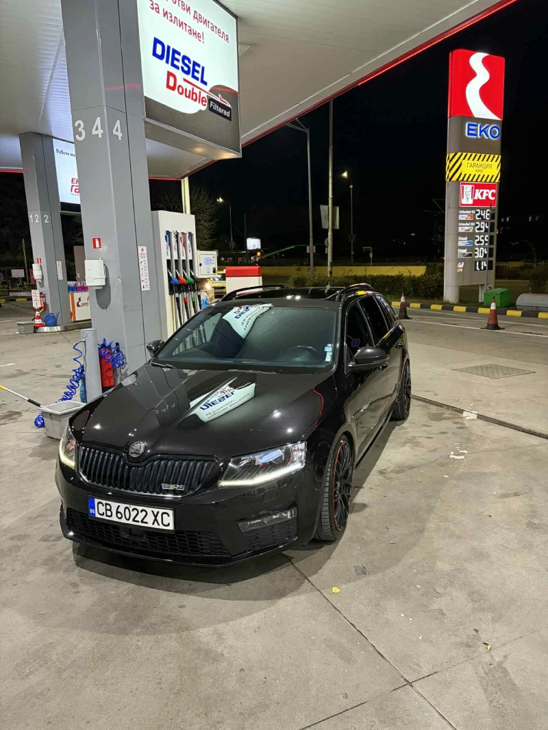 Skoda Octavia VRS 2.0 TSI, снимка 2 - Автомобили и джипове - 53276873