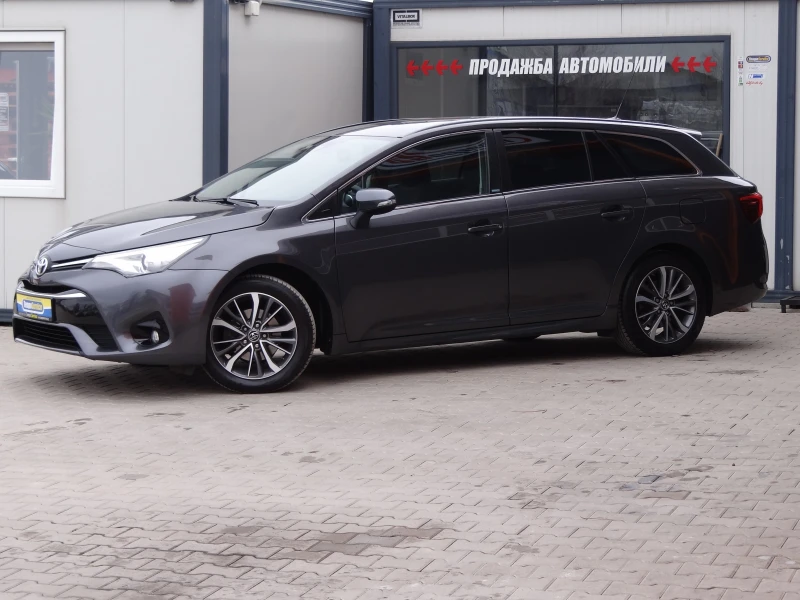 Toyota Avensis 1.8i - 147k.c. /Navi/Camera/Keyless/Led/Euro-6/, снимка 2 - Автомобили и джипове - 53595852