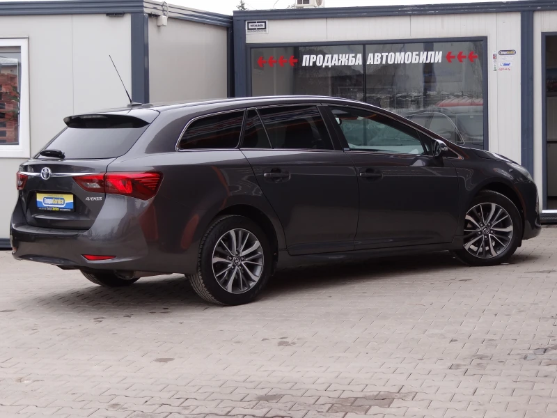 Toyota Avensis 1.8i - 147k.c. /Navi/Camera/Keyless/Led/Euro-6/, снимка 5 - Автомобили и джипове - 53595852