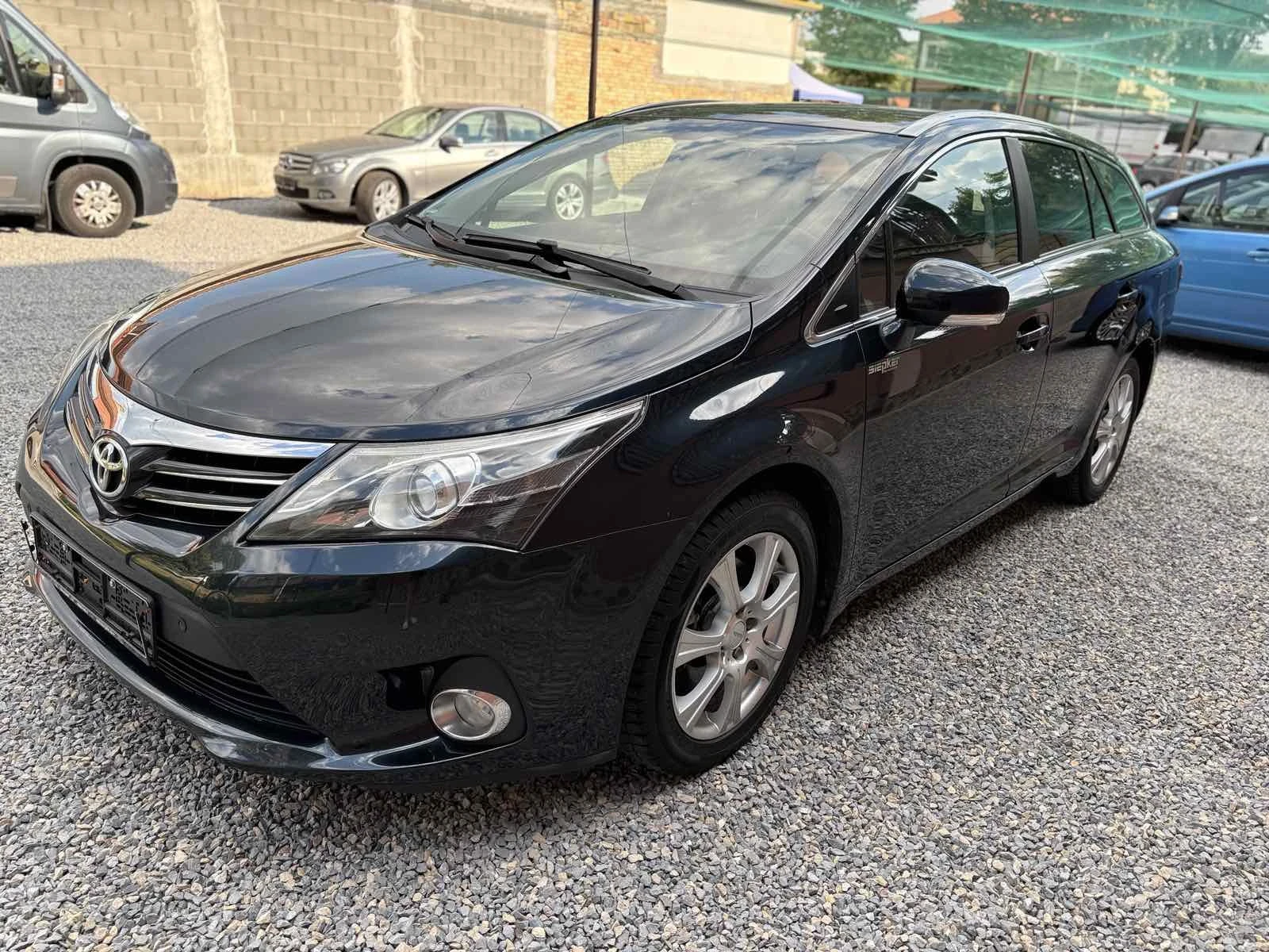 Toyota Avensis, снимка 1
