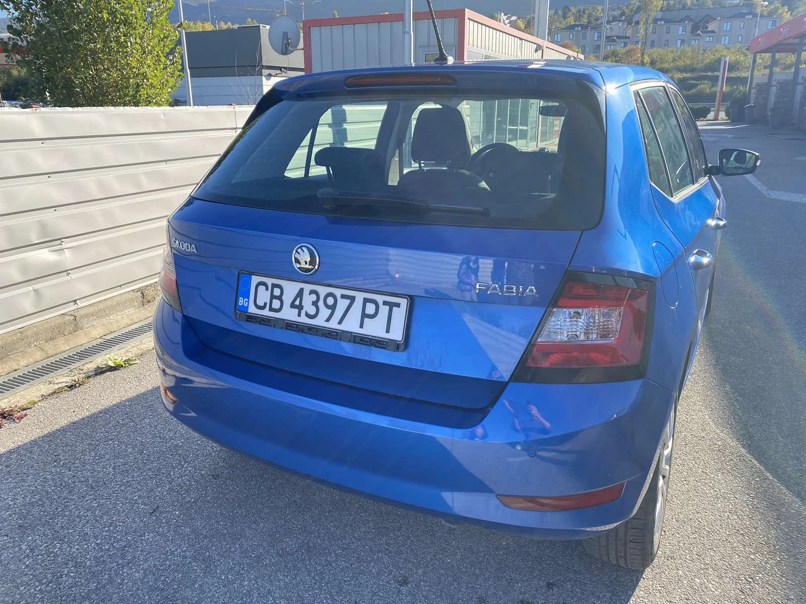 Skoda Fabia 1.0L 2020 - изображение 2