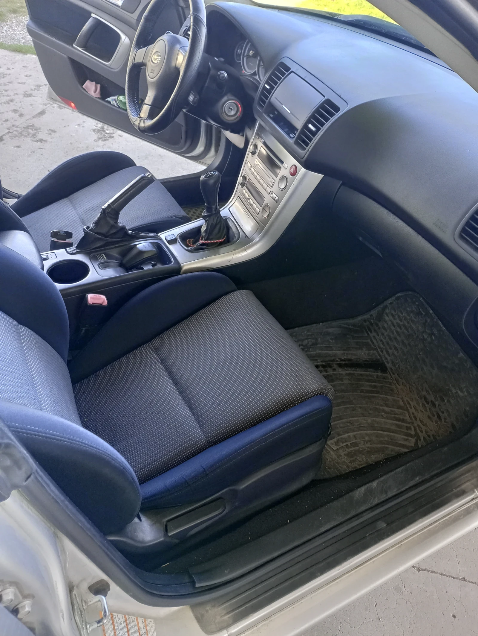 Subaru Legacy 2.0 - изображение 9