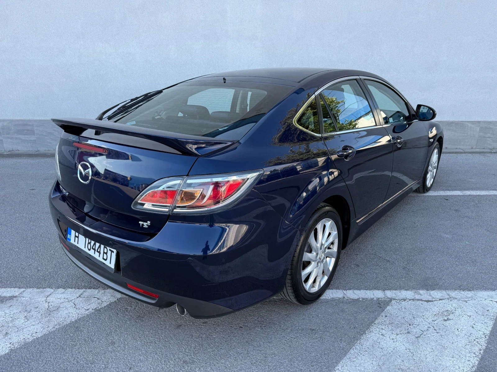 Mazda 6 2.2D - изображение 3