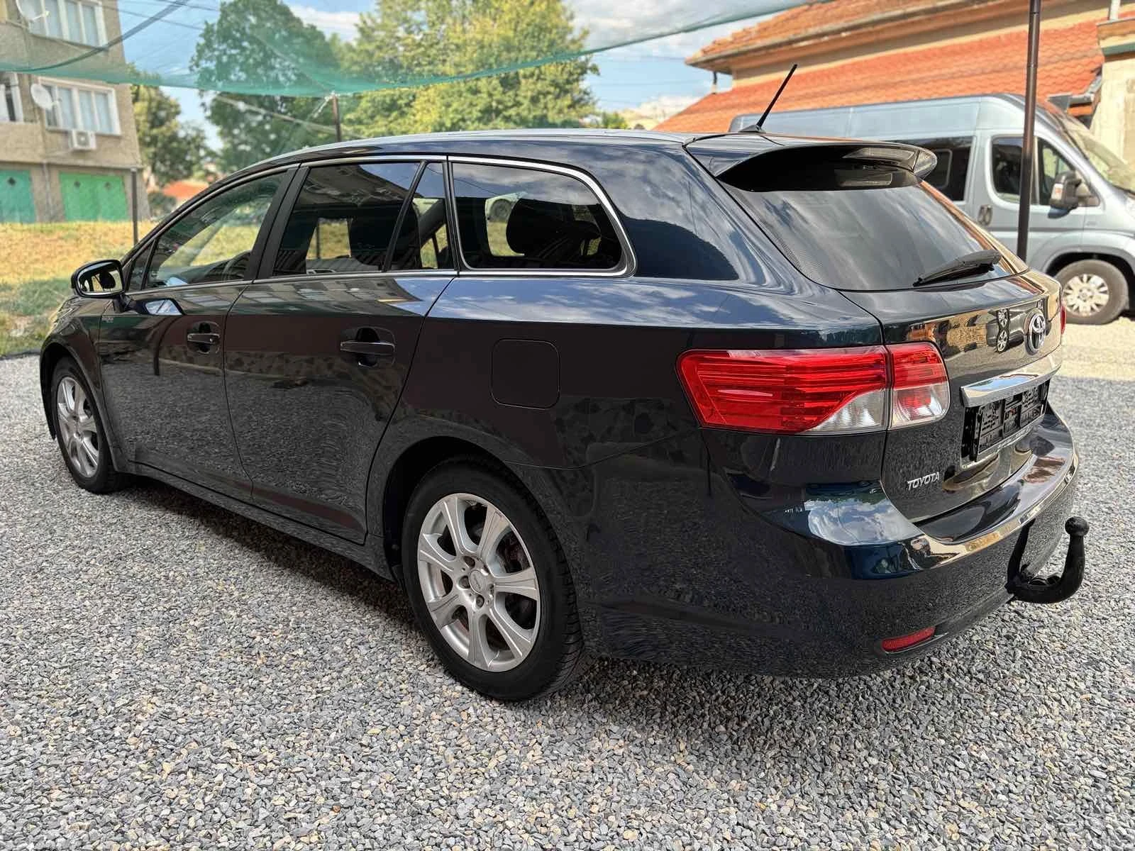 Toyota Avensis  - изображение 6