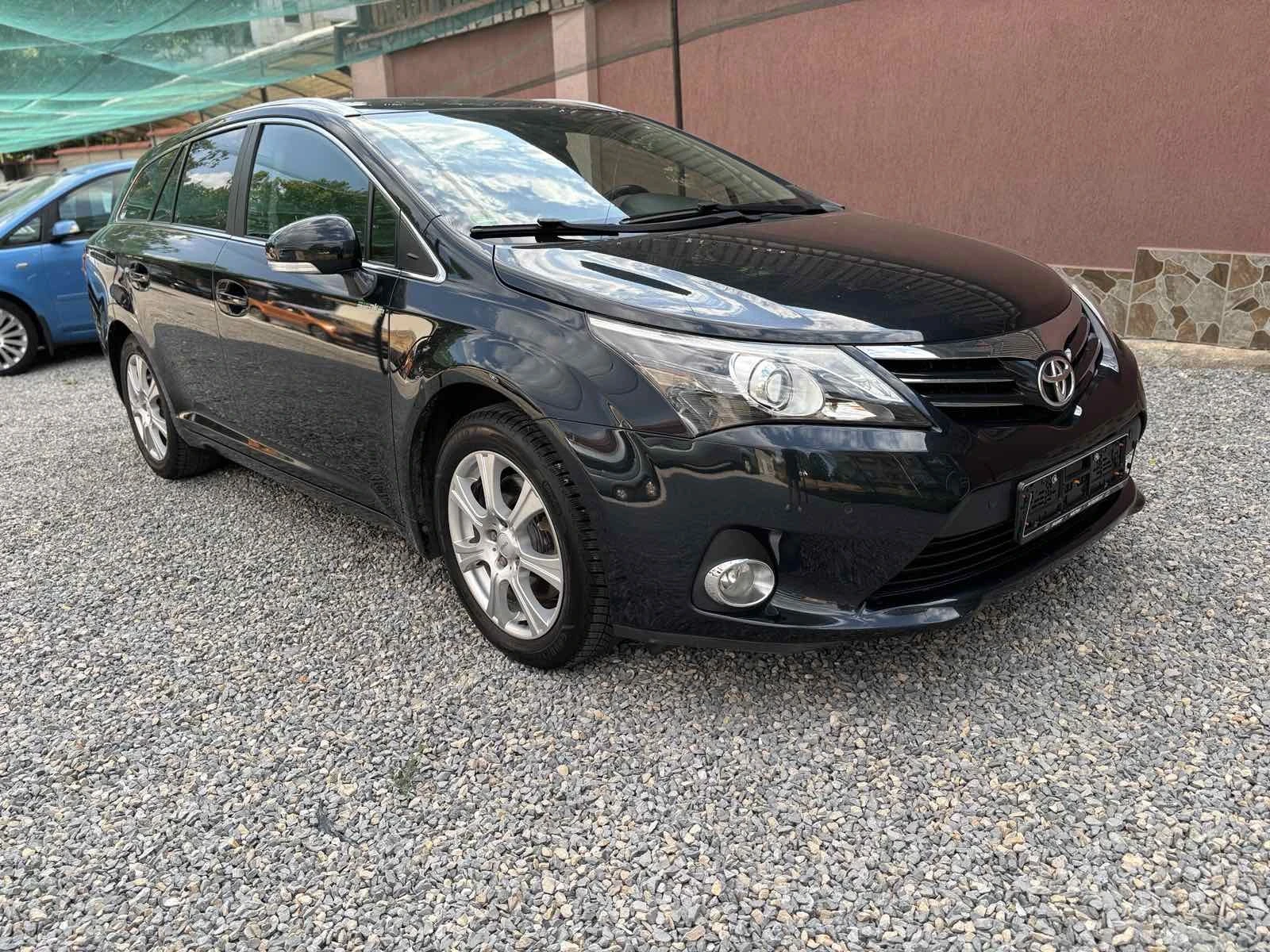 Toyota Avensis  - изображение 2