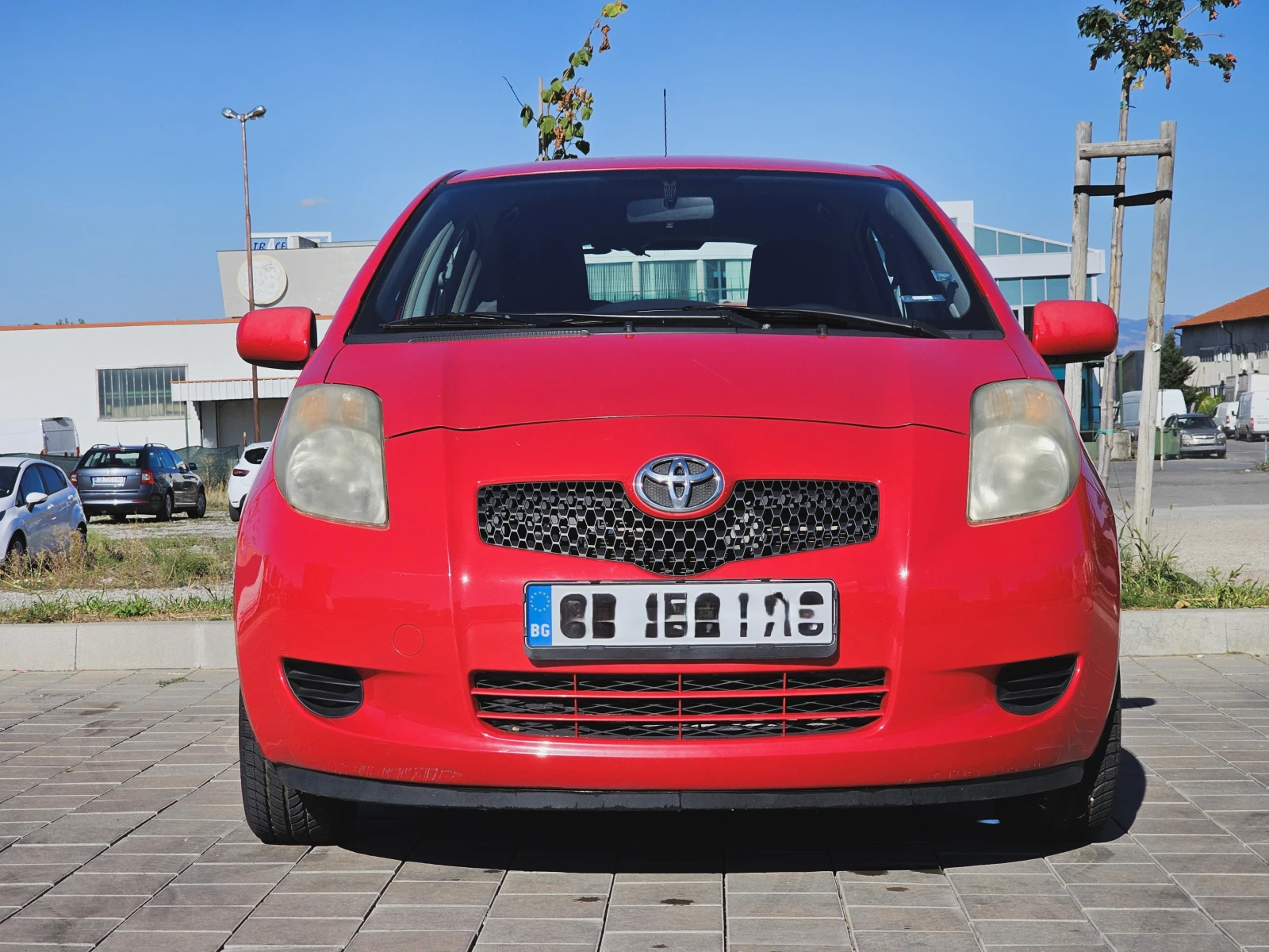 Toyota Yaris 69000 km. - изображение 9