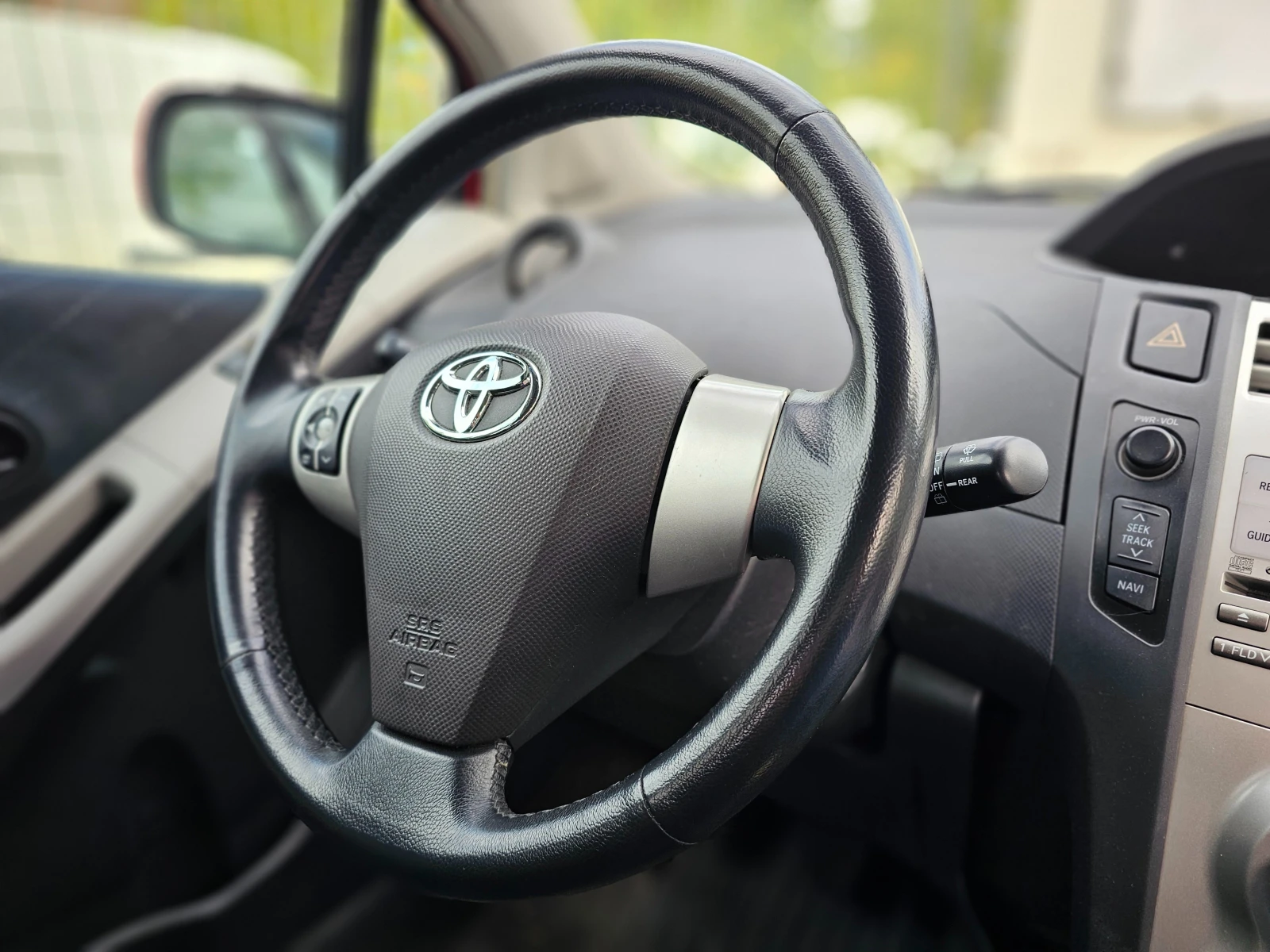 Toyota Yaris 69000 km. - изображение 4