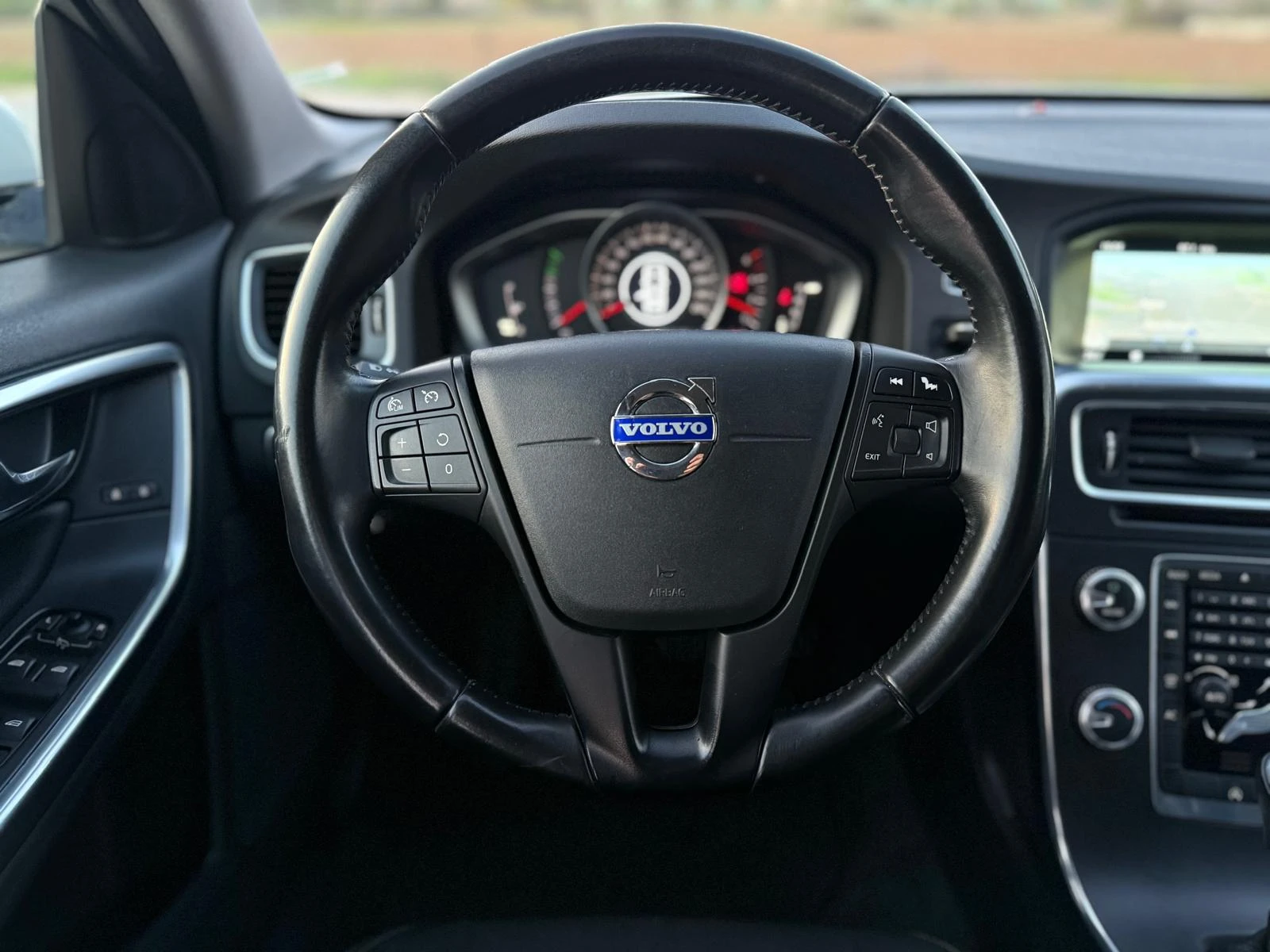 Volvo V60 D2 1.6D / // | Mobile.bg   14