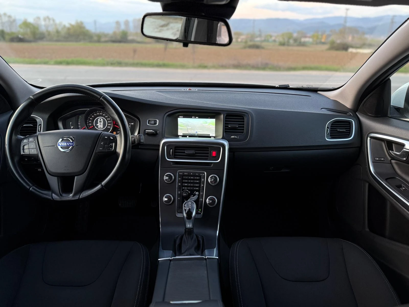 Volvo V60 D2 1.6D / // | Mobile.bg   13