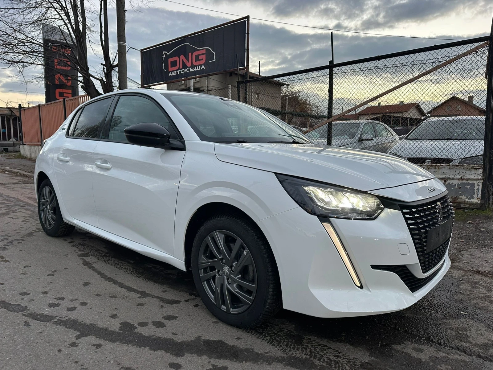 Peugeot 208 1, 200 EURO6 | Mobile.bg   1