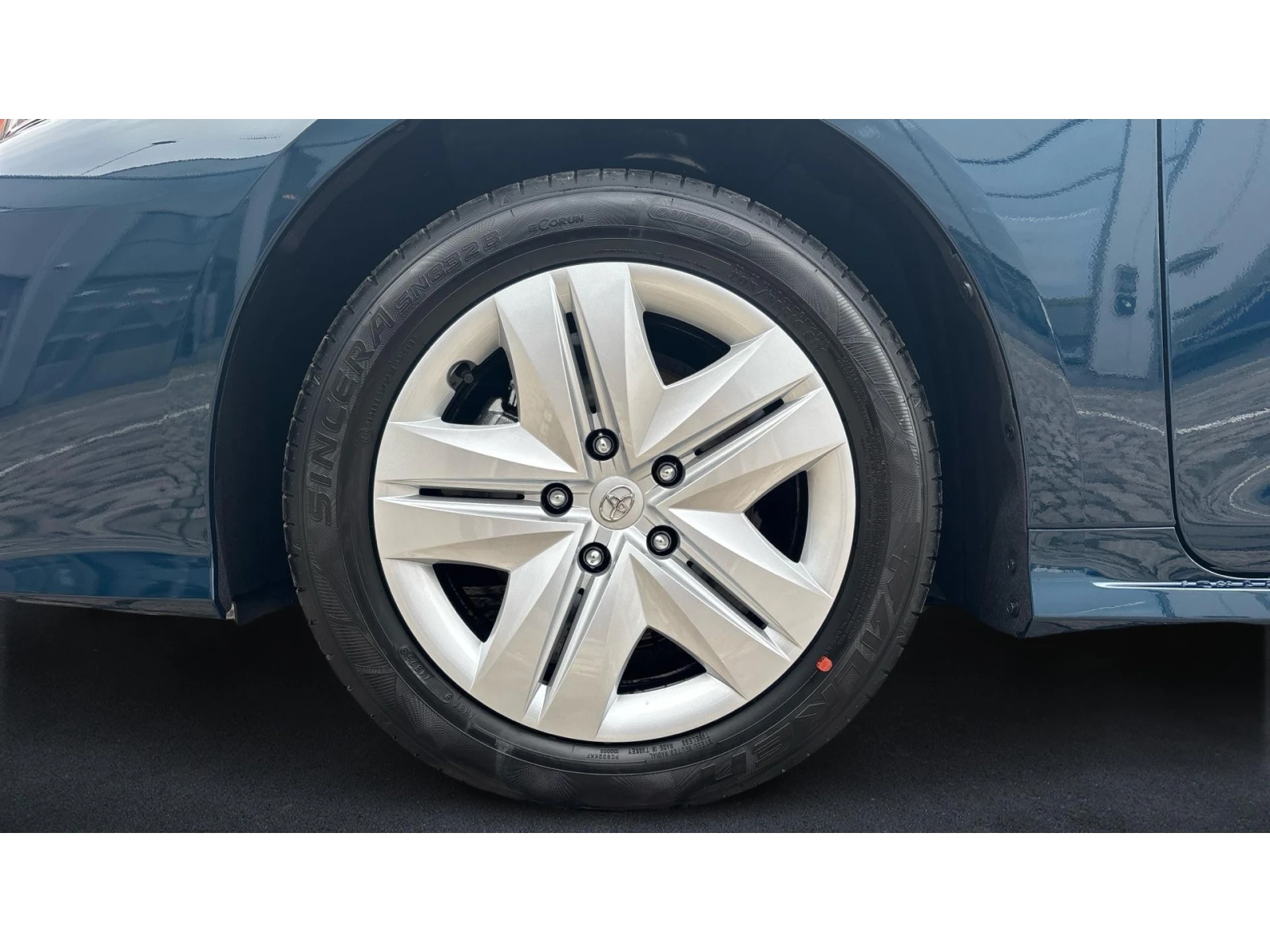 Toyota Corolla 1.5 ������ 123�� 6��, ������� ������ �� 115   | Mobile.bg � ����������� 16