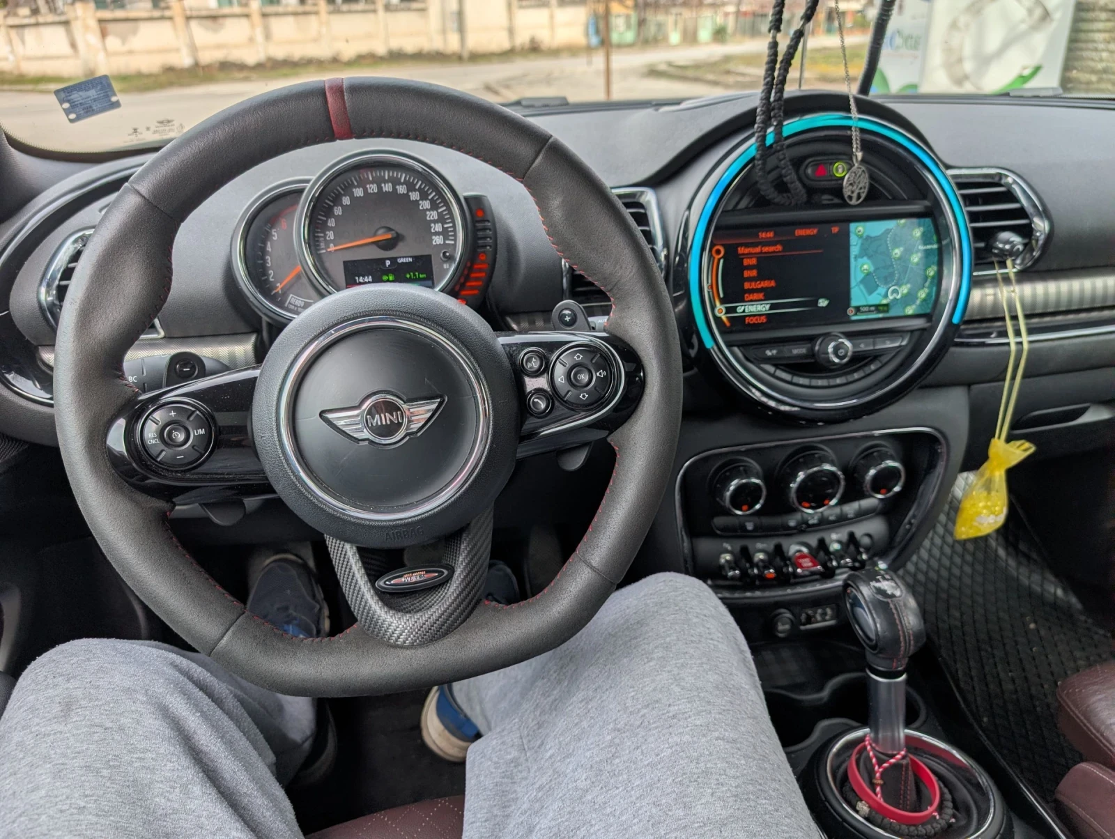 Mini Clubman 2.0 SD, снимка 11 - Автомобили и джипове - 53712506